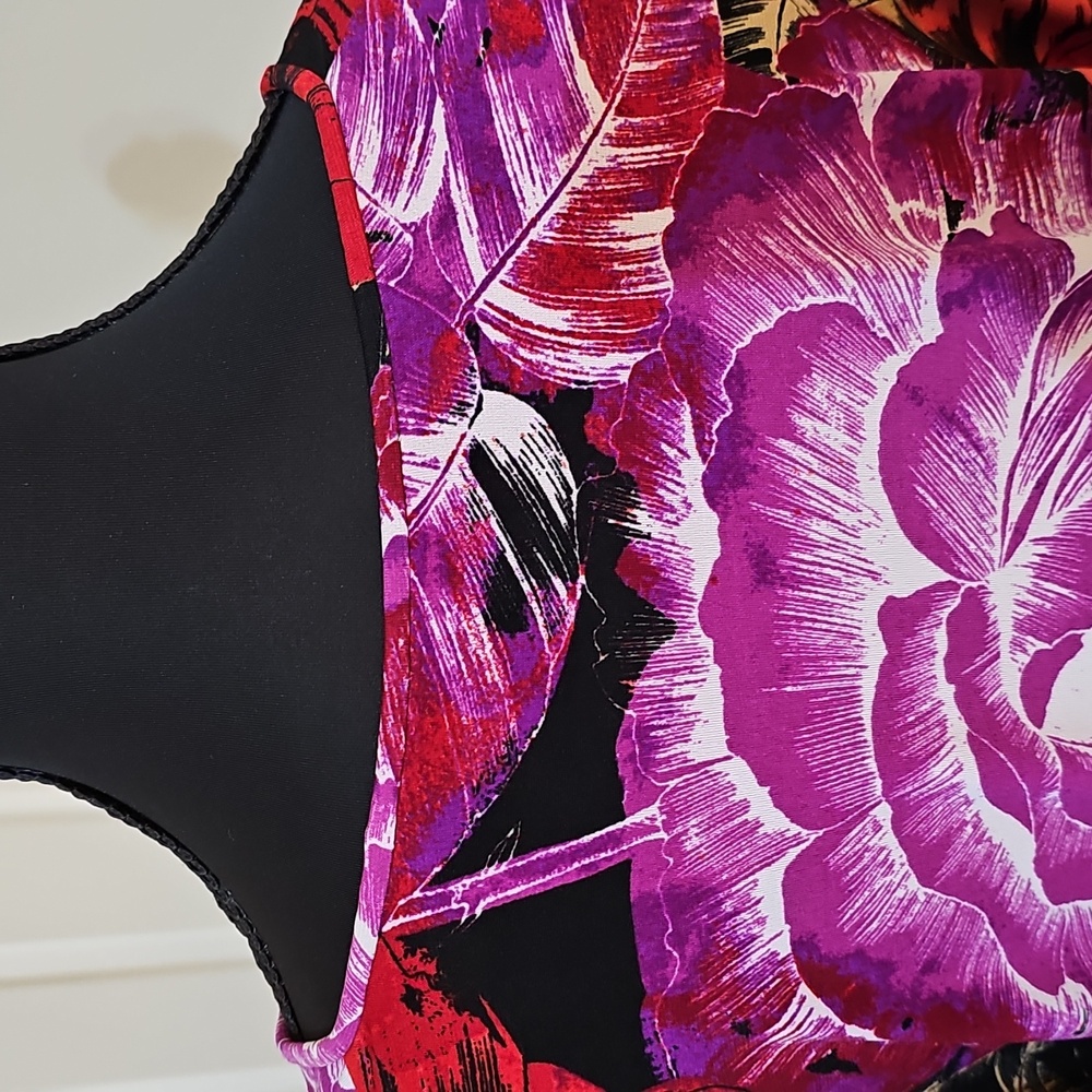 Top - Picture 10 of 16